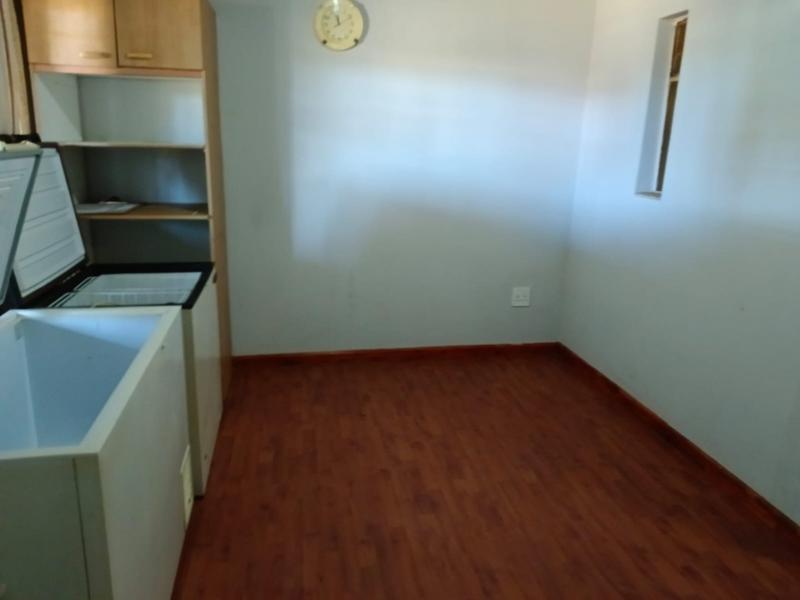 To Let 3 Bedroom Property for Rent in Hillside Gauteng