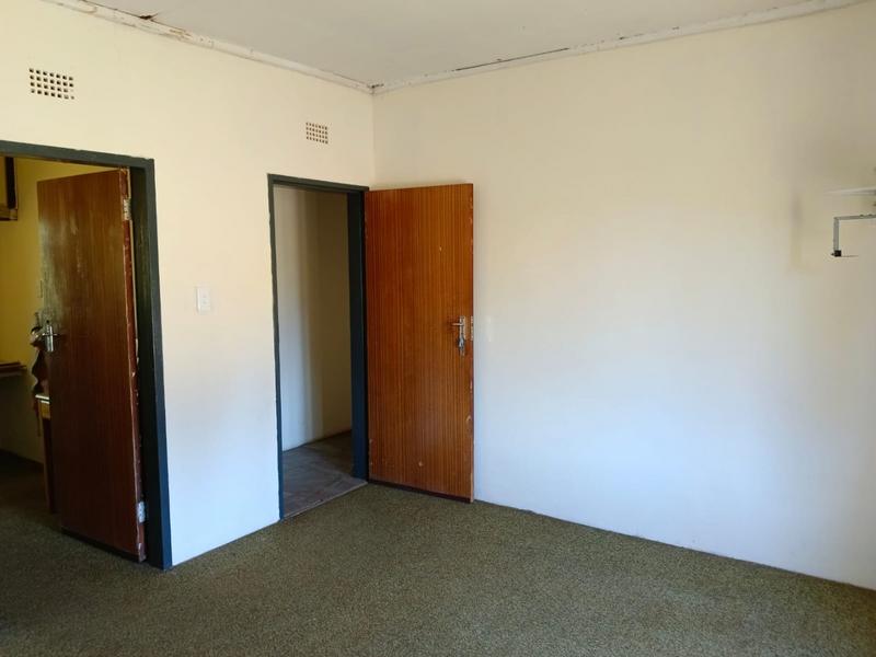 To Let 3 Bedroom Property for Rent in Hillside Gauteng
