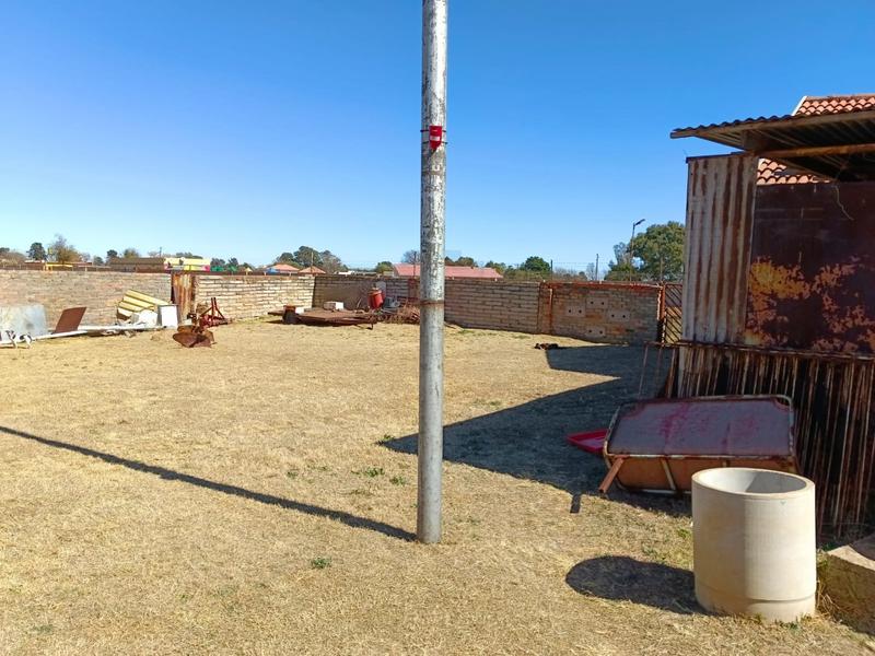 To Let 3 Bedroom Property for Rent in Hillside Gauteng