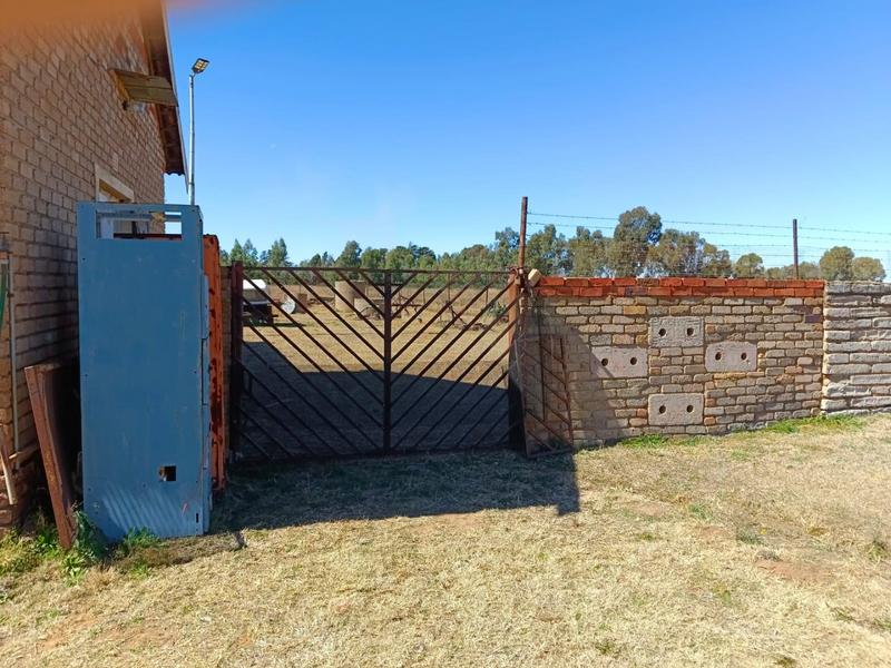 To Let 3 Bedroom Property for Rent in Hillside Gauteng