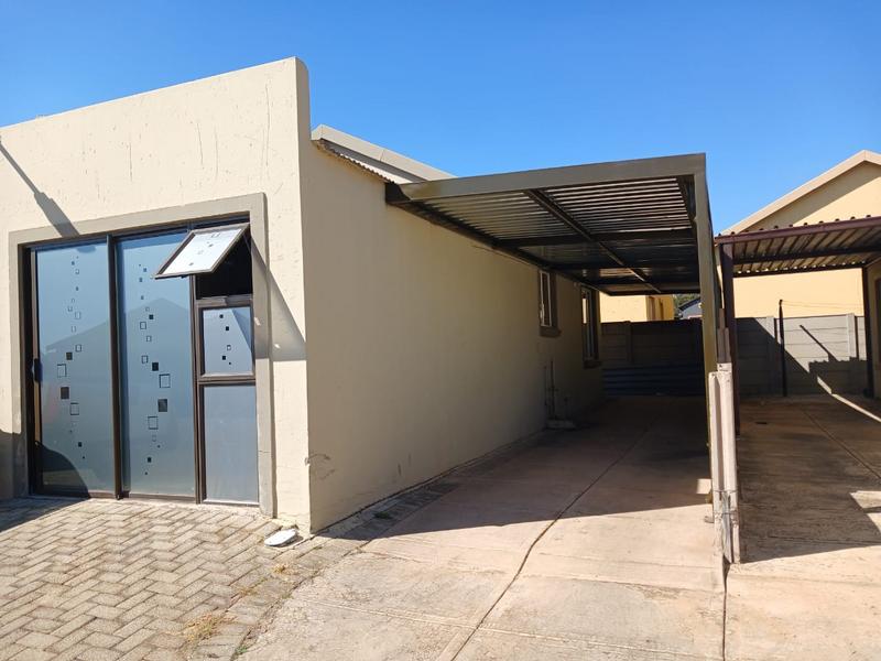 3 Bedroom Property for Sale in Mohlakeng Gauteng