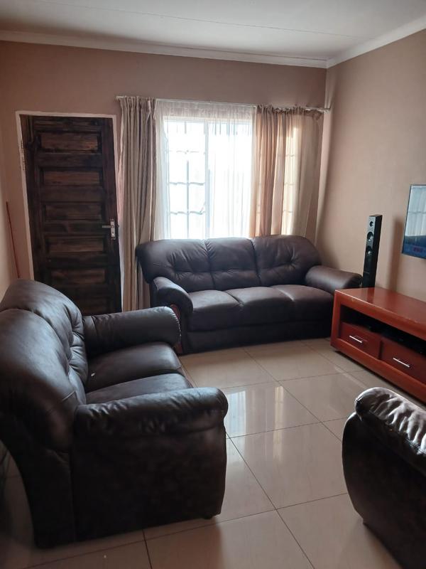 3 Bedroom Property for Sale in Mohlakeng Gauteng