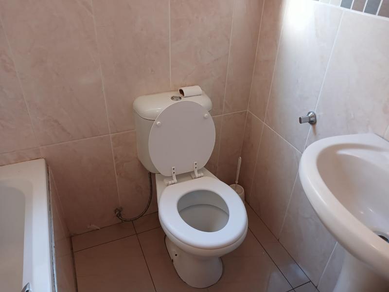 3 Bedroom Property for Sale in Mohlakeng Gauteng