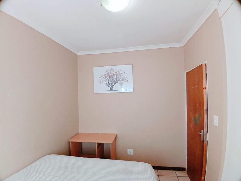3 Bedroom Property for Sale in Mohlakeng Gauteng