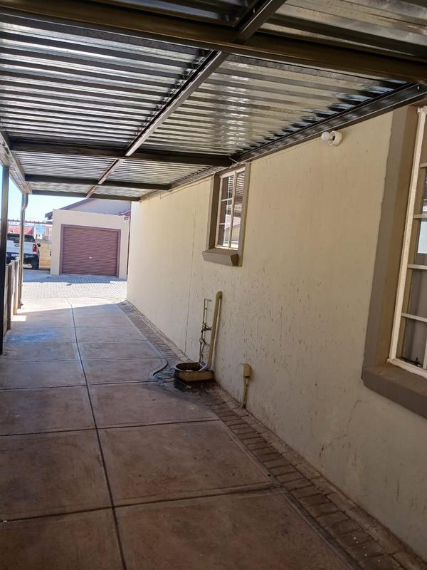 3 Bedroom Property for Sale in Mohlakeng Gauteng