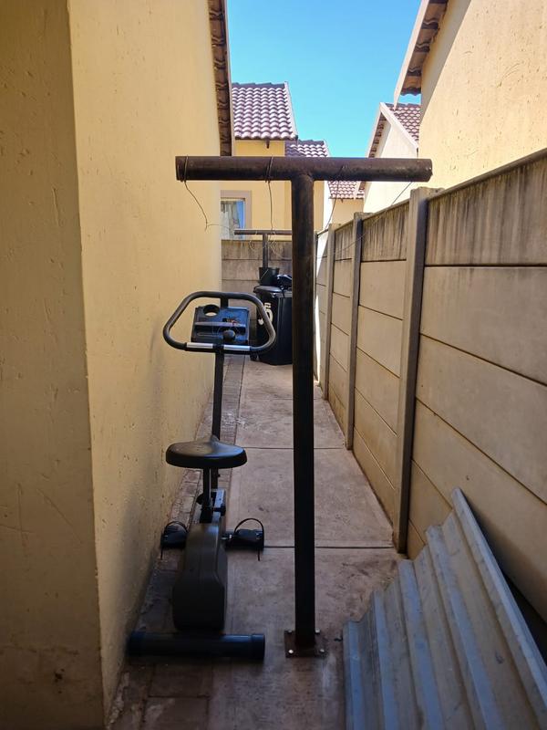 3 Bedroom Property for Sale in Mohlakeng Gauteng