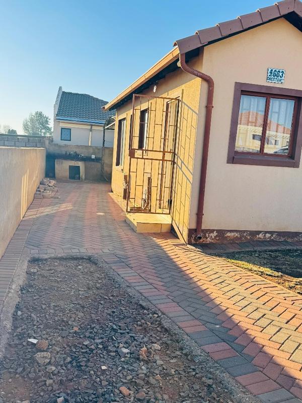 To Let 2 Bedroom Property for Rent in Dawn Park Gauteng