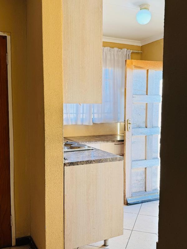 To Let 2 Bedroom Property for Rent in Dawn Park Gauteng