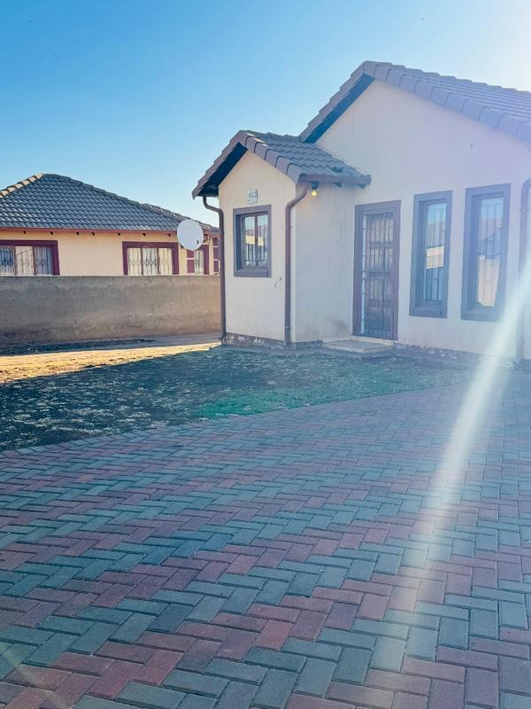 To Let 2 Bedroom Property for Rent in Dawn Park Gauteng