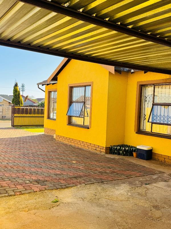 3 Bedroom Property for Sale in Dawn Park Gauteng