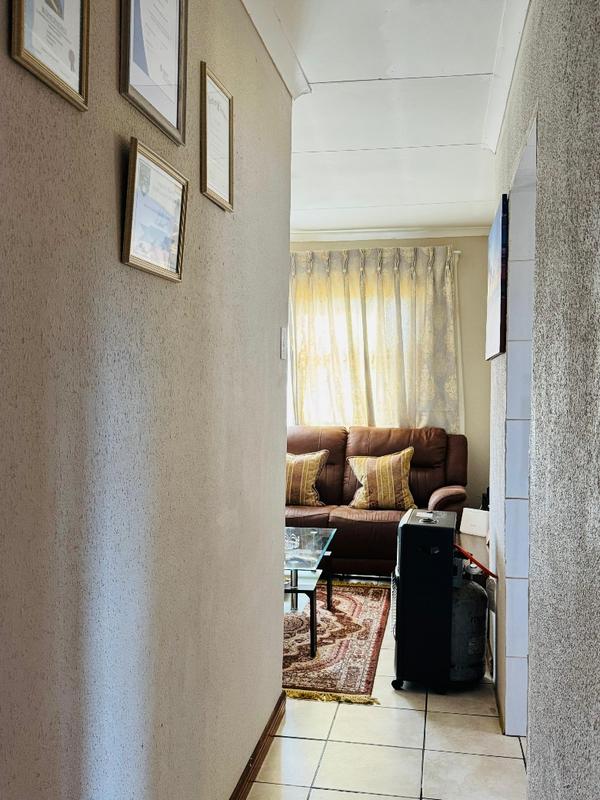 3 Bedroom Property for Sale in Dawn Park Gauteng