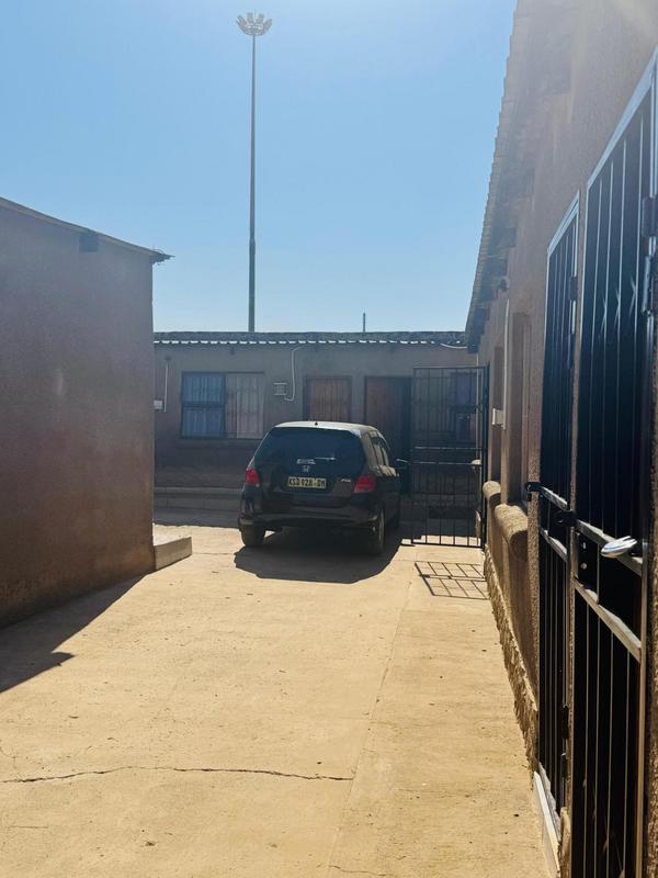 11 Bedroom Property for Sale in Tsakane Gauteng