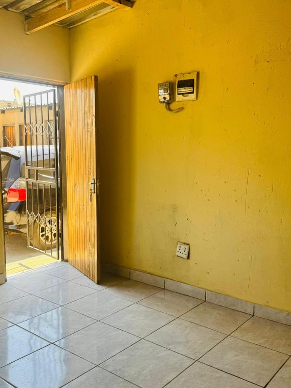 11 Bedroom Property for Sale in Tsakane Gauteng