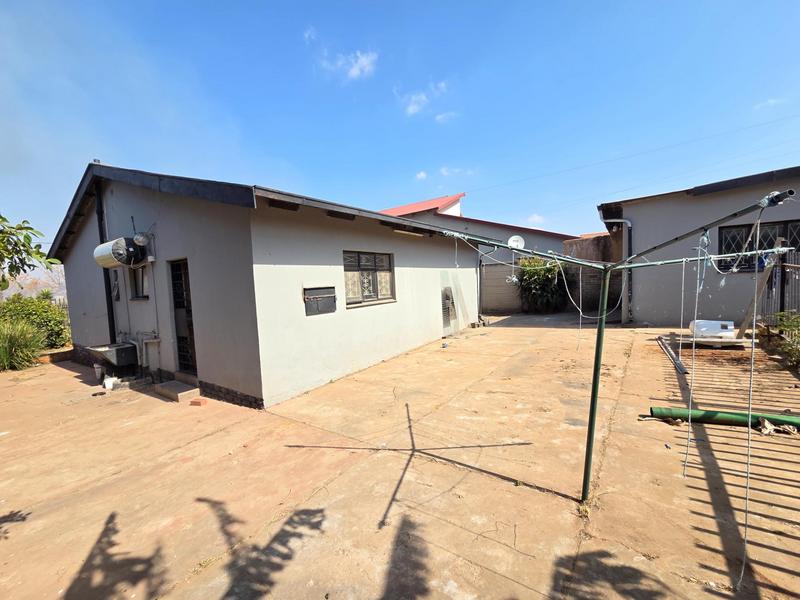 To Let 2 Bedroom Property for Rent in Laudium Gauteng