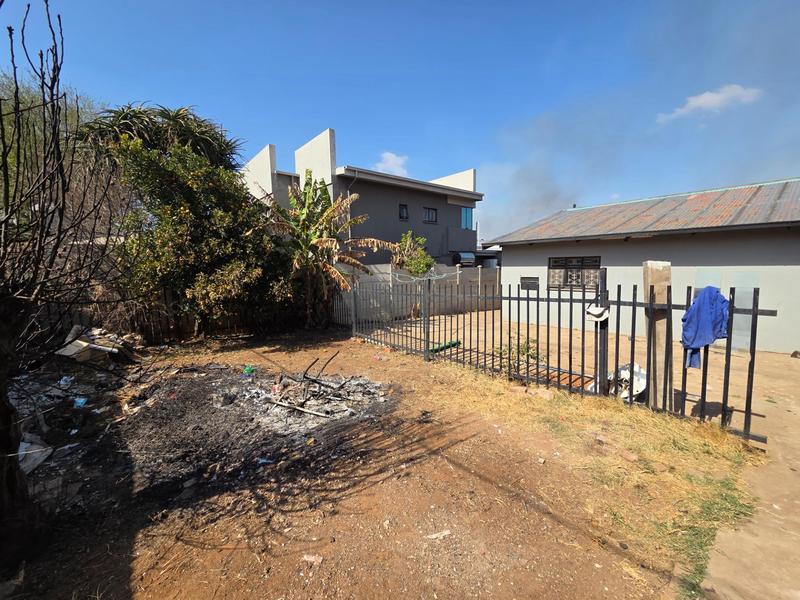 To Let 2 Bedroom Property for Rent in Laudium Gauteng
