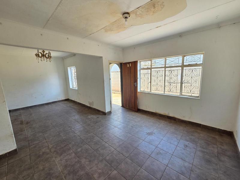 To Let 2 Bedroom Property for Rent in Laudium Gauteng