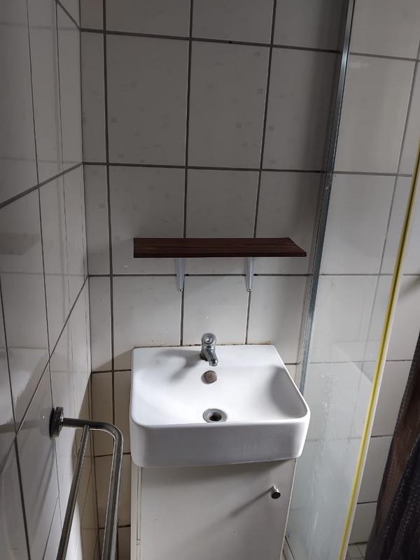 To Let 1 Bedroom Property for Rent in Malvern East Gauteng