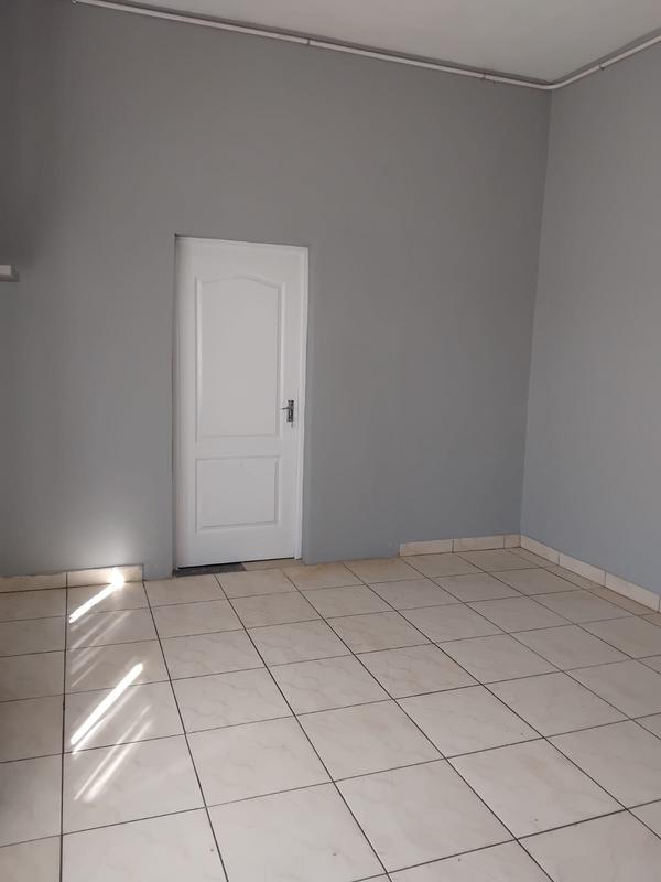 1 Bedroom Property for Sale in Malvern East Gauteng