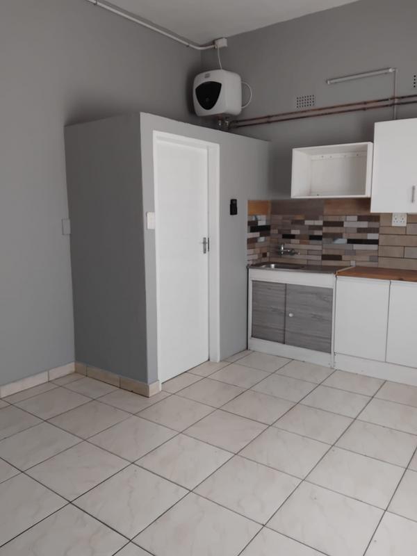 1 Bedroom Property for Sale in Malvern East Gauteng