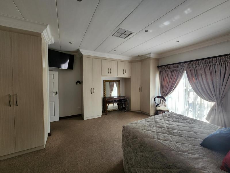 To Let 3 Bedroom Property for Rent in Retire at Midstream Gauteng