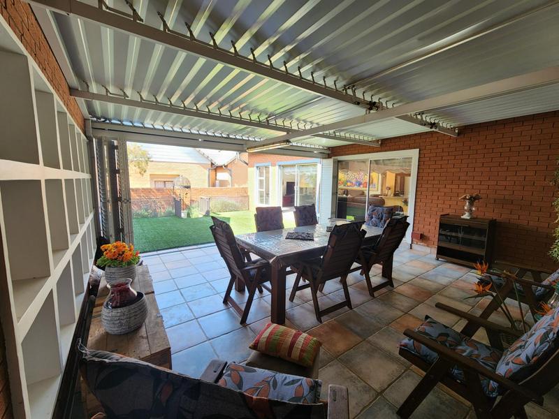 To Let 3 Bedroom Property for Rent in Retire at Midstream Gauteng