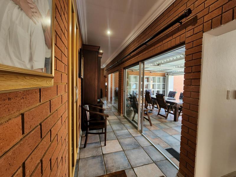 To Let 3 Bedroom Property for Rent in Retire at Midstream Gauteng