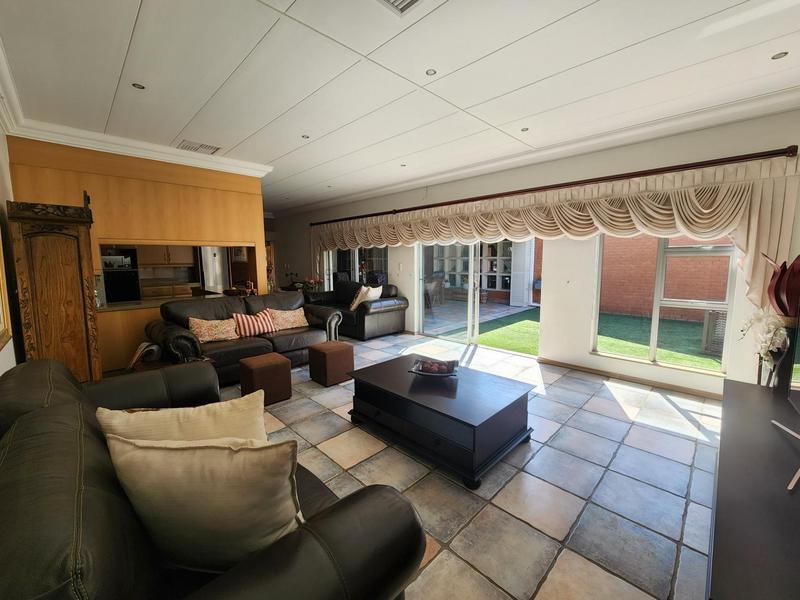 To Let 3 Bedroom Property for Rent in Retire at Midstream Gauteng