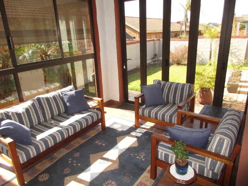 3 Bedroom Property for Sale in Thatchfield Gauteng