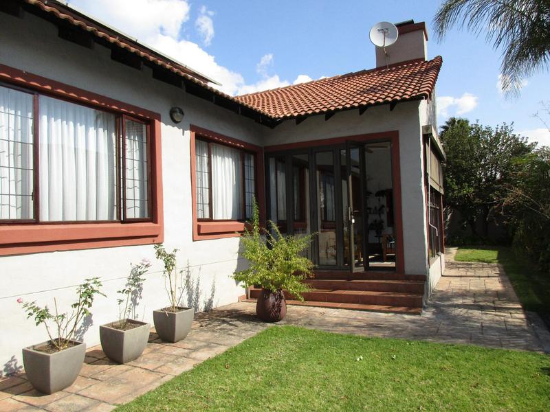 3 Bedroom Property for Sale in Thatchfield Gauteng