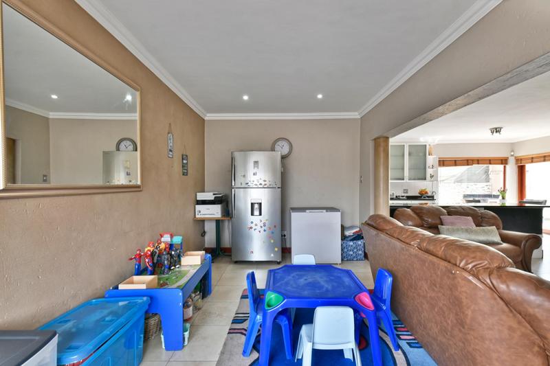 3 Bedroom Property for Sale in Morning Hill Gauteng