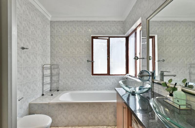 3 Bedroom Property for Sale in Morning Hill Gauteng