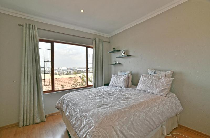 3 Bedroom Property for Sale in Morning Hill Gauteng