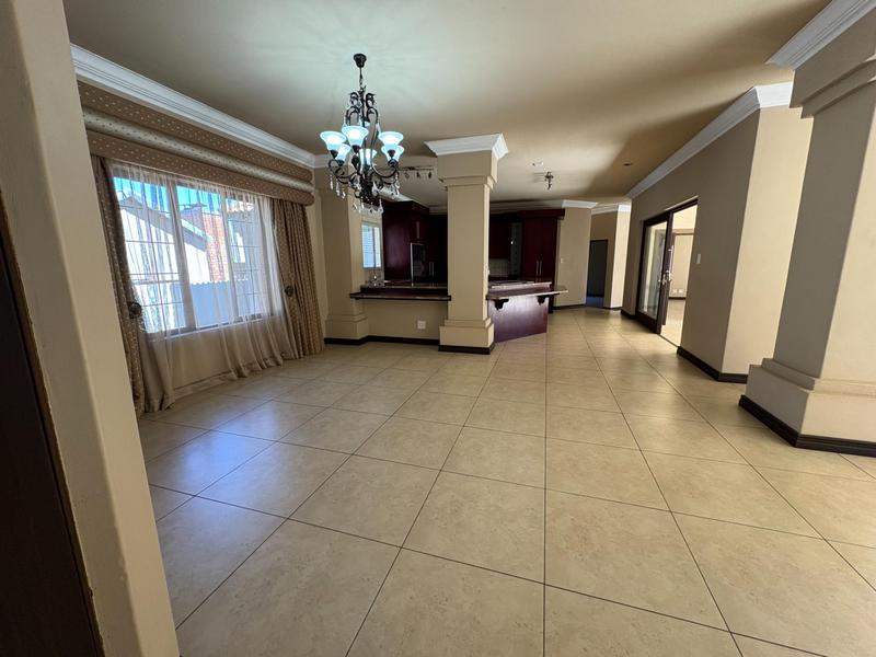 5 Bedroom Property for Sale in Midlands Estate Gauteng