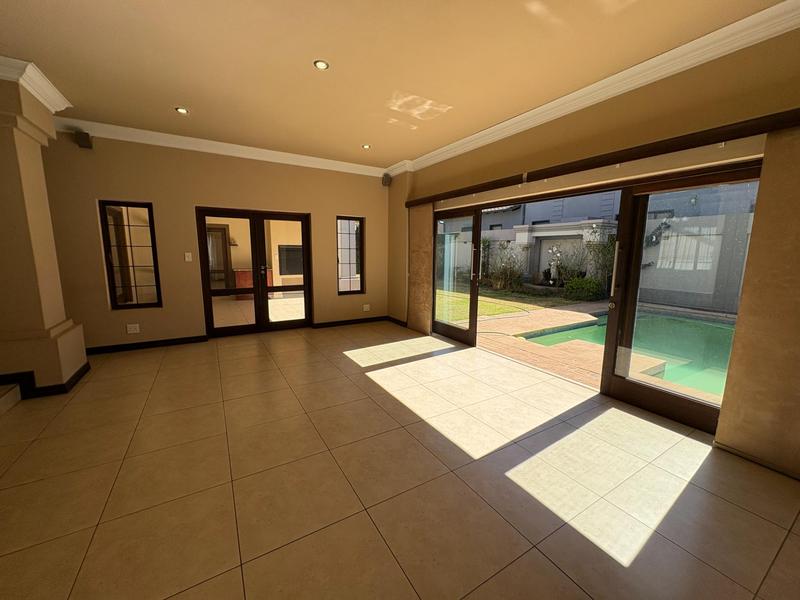 5 Bedroom Property for Sale in Midlands Estate Gauteng