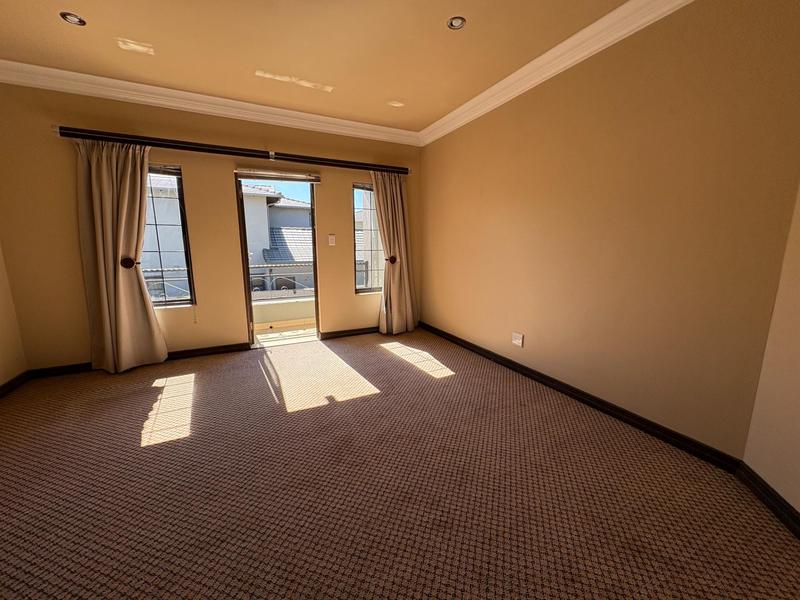 5 Bedroom Property for Sale in Midlands Estate Gauteng