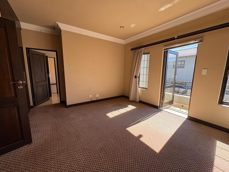 5 Bedroom Property for Sale in Midlands Estate Gauteng