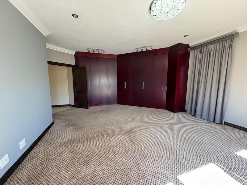 5 Bedroom Property for Sale in Midlands Estate Gauteng