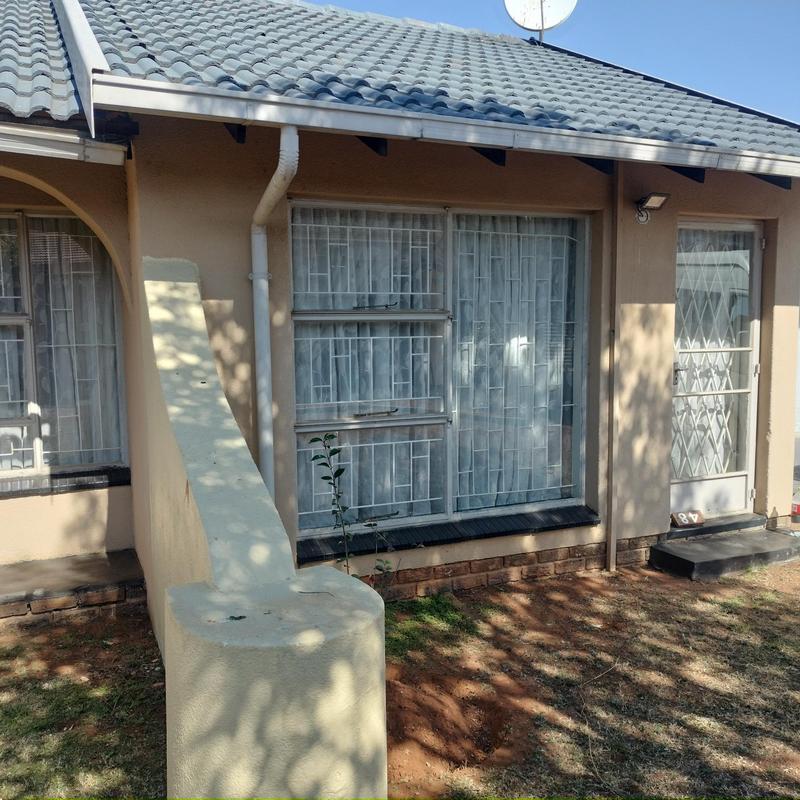 3 Bedroom Property for Sale in Witpoortjie Gauteng