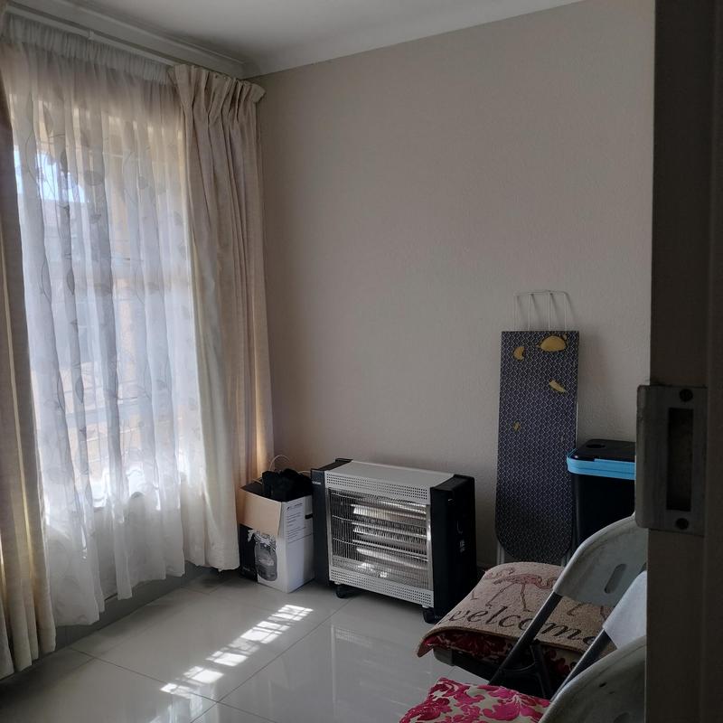 3 Bedroom Property for Sale in Witpoortjie Gauteng