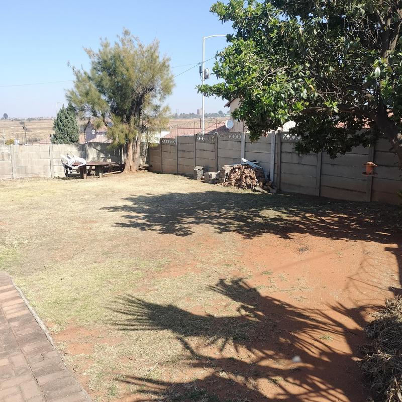 3 Bedroom Property for Sale in Witpoortjie Gauteng