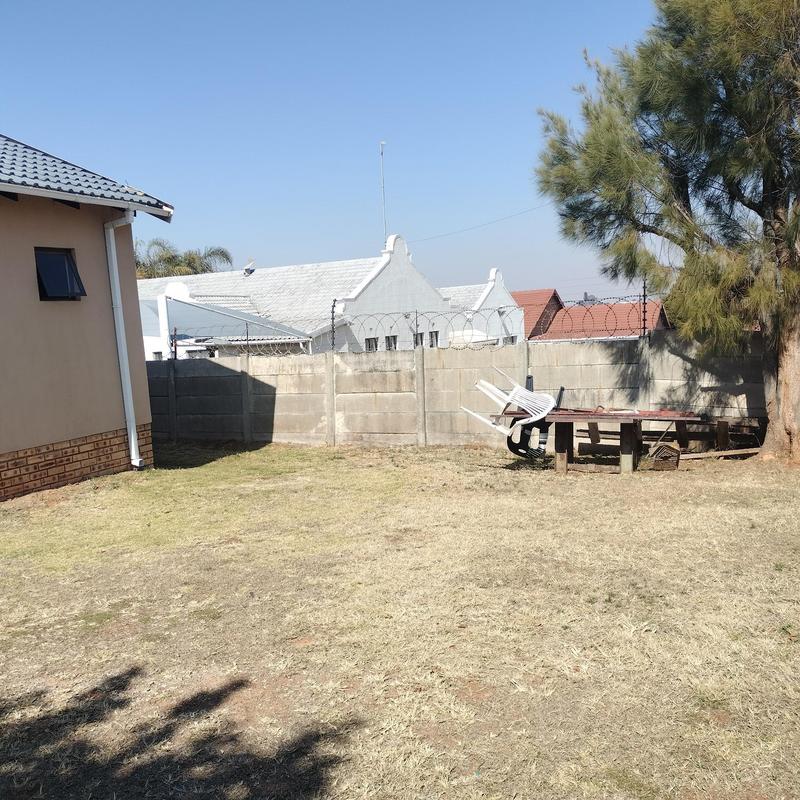 3 Bedroom Property for Sale in Witpoortjie Gauteng