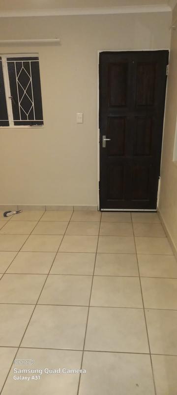 To Let 1 Bedroom Property for Rent in Discovery Gauteng