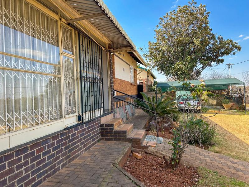 3 Bedroom Property for Sale in Discovery Gauteng