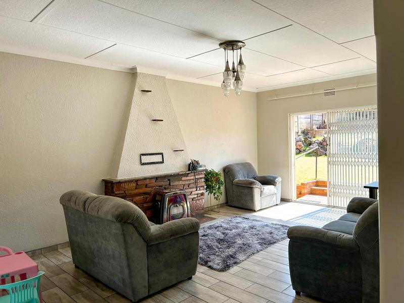 3 Bedroom Property for Sale in Discovery Gauteng