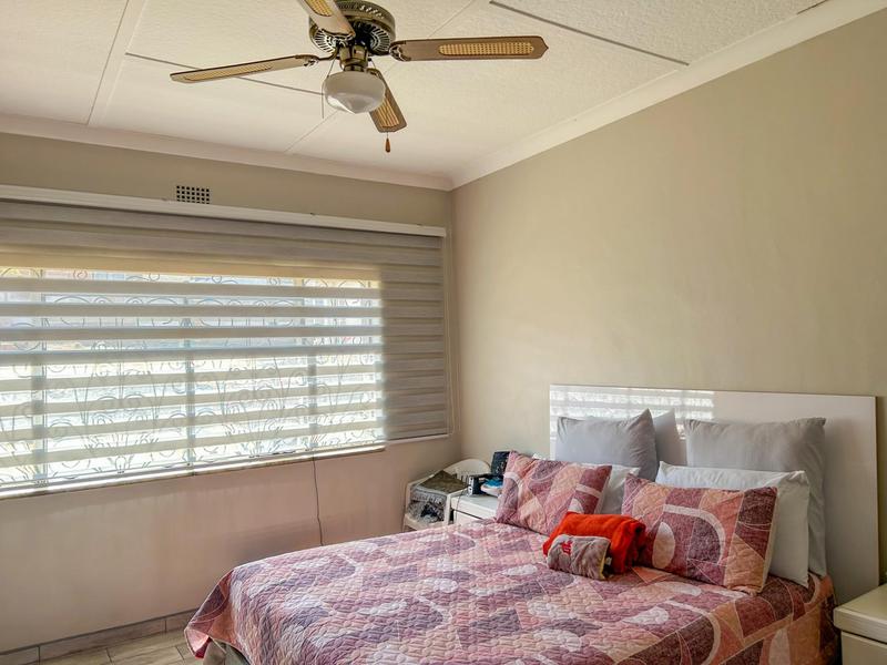 3 Bedroom Property for Sale in Discovery Gauteng