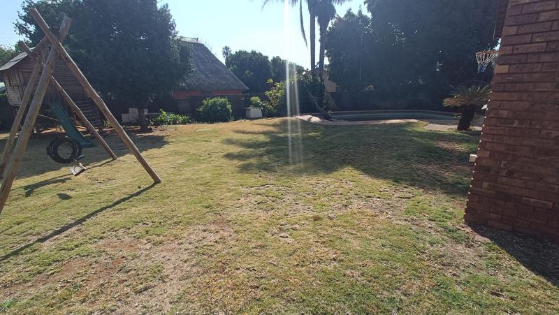 4 Bedroom Property for Sale in Sinoville Gauteng