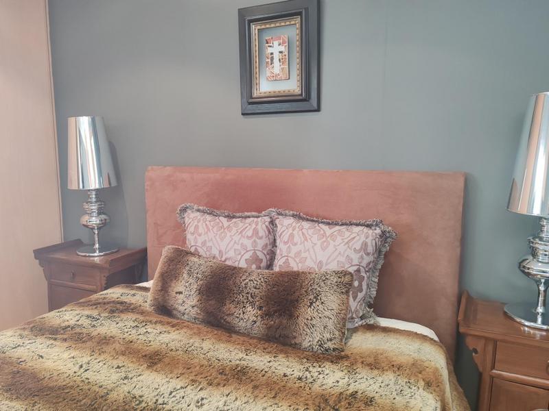 To Let 1 Bedroom Property for Rent in Bedfordview Gauteng