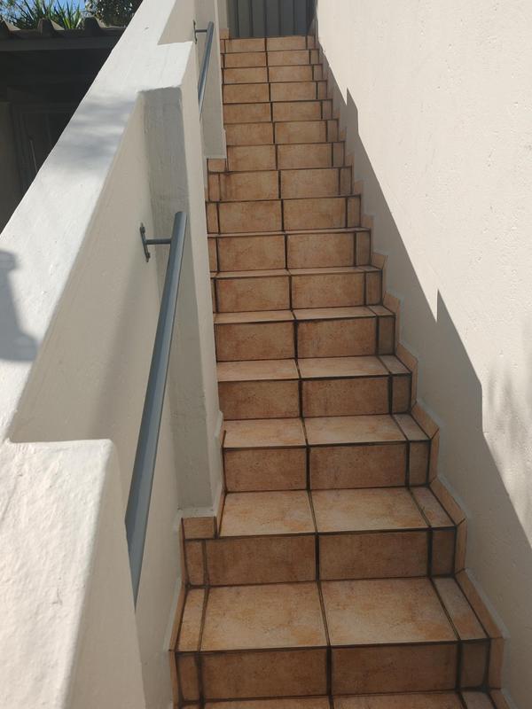 To Let 1 Bedroom Property for Rent in Bedfordview Gauteng