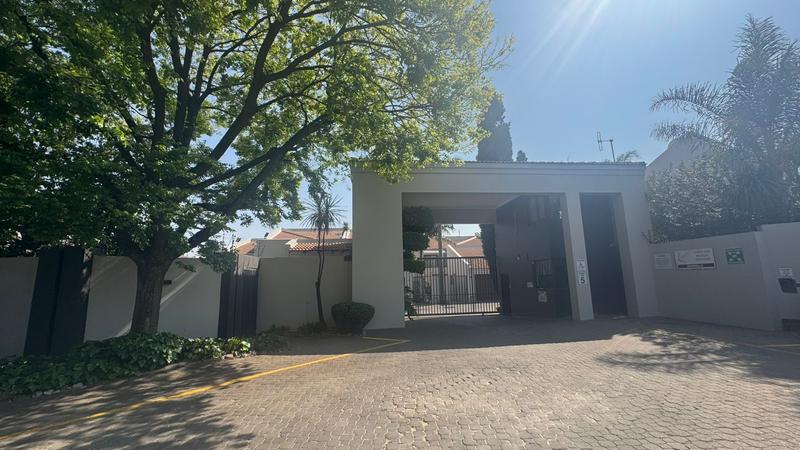 To Let 1 Bedroom Property for Rent in Bedfordview Gauteng