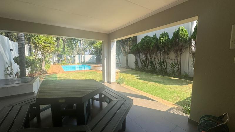 To Let 1 Bedroom Property for Rent in Bedfordview Gauteng